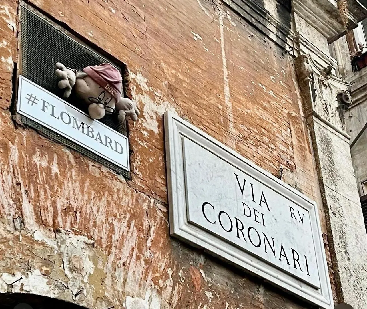 Spacious Studio In Via Dei Coronari Rome Apartment